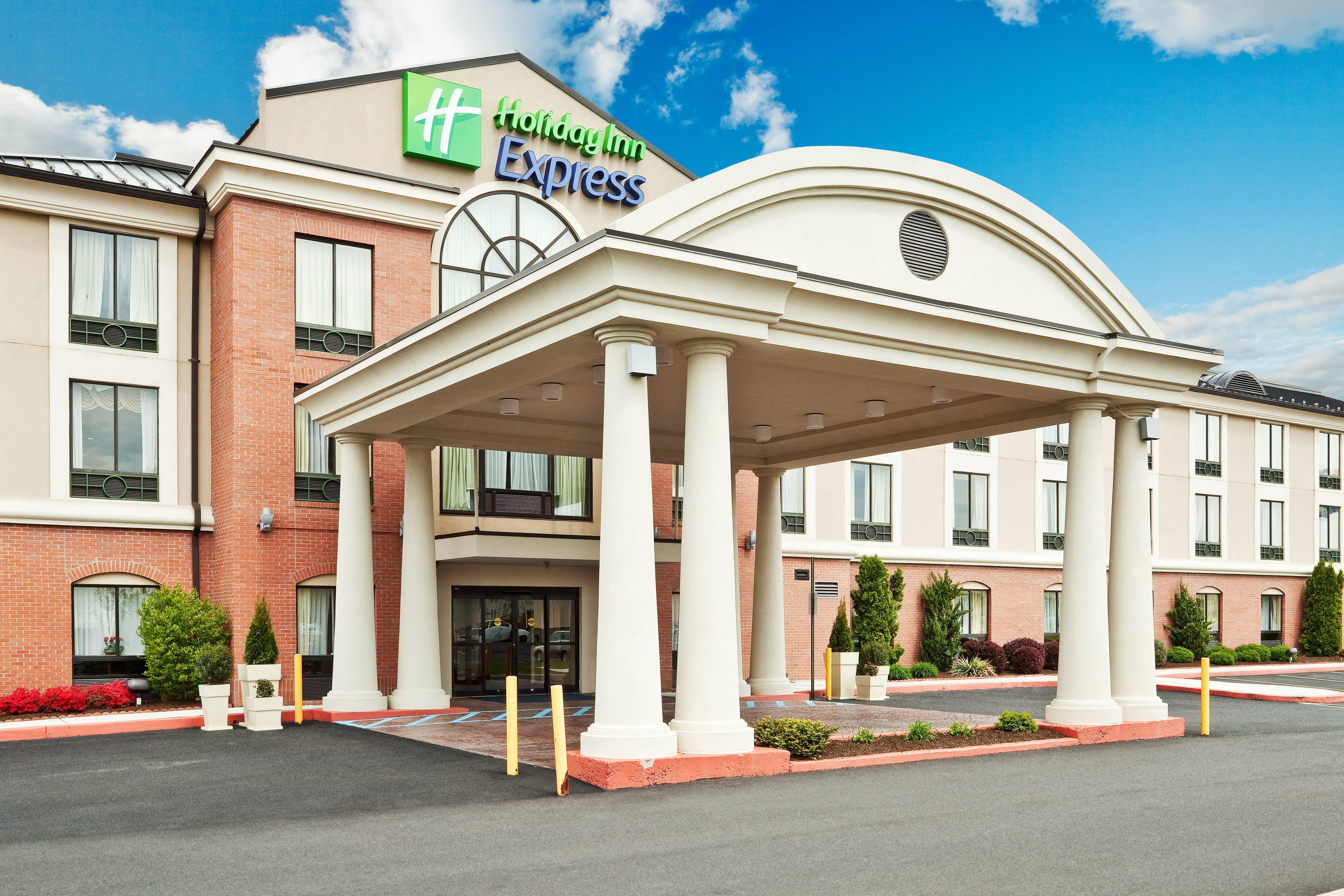 Holiday Inn Express And Suites Quakertown - Allentown Area By Ihg Exteriör bild