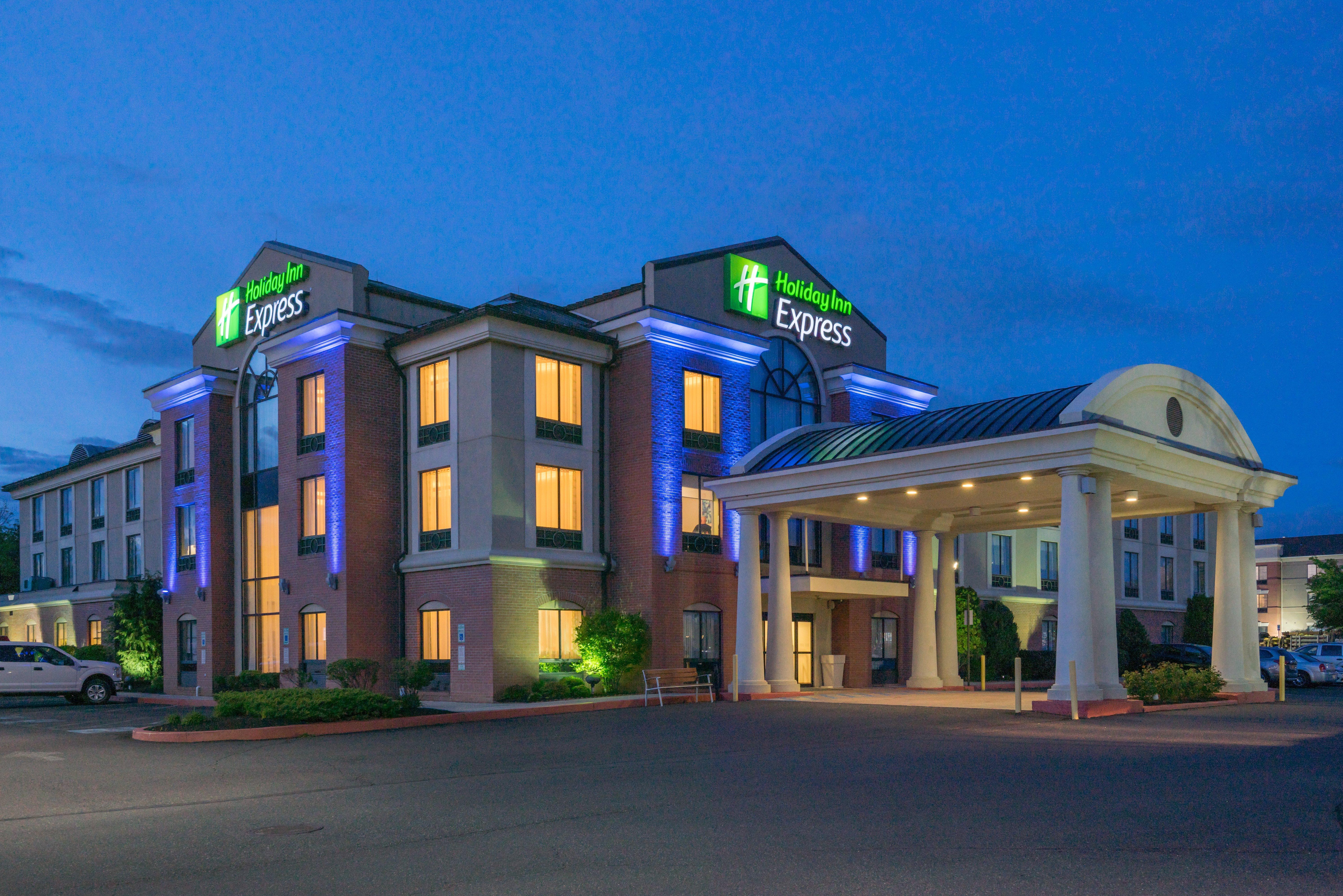 Holiday Inn Express And Suites Quakertown - Allentown Area By Ihg Exteriör bild