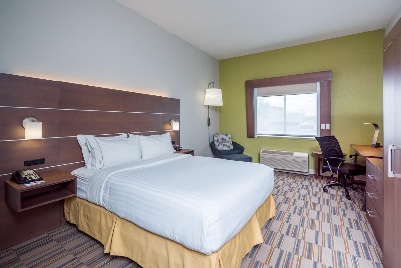 Holiday Inn Express And Suites Quakertown - Allentown Area By Ihg Exteriör bild